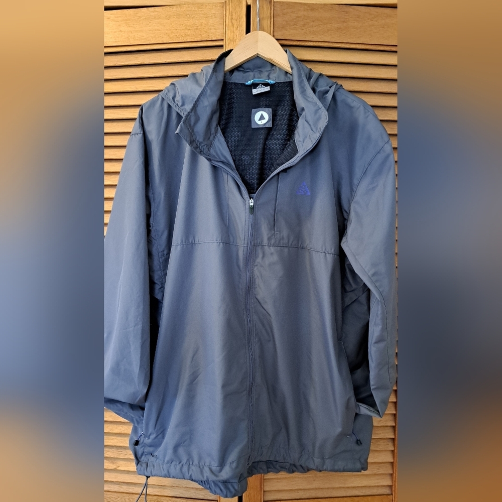 NIKE ACG (All Conditions Gear) Men's Jacket Size XL